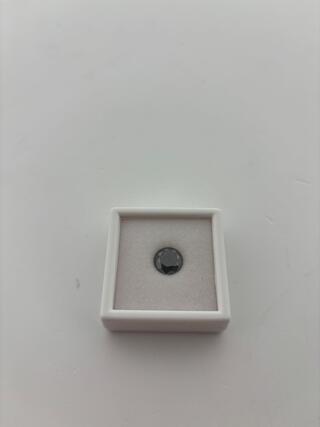 Natuurlijke zwarte diamant – 4.31ct